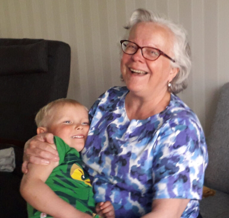 Mistä on nimi Kultapalat tehty?