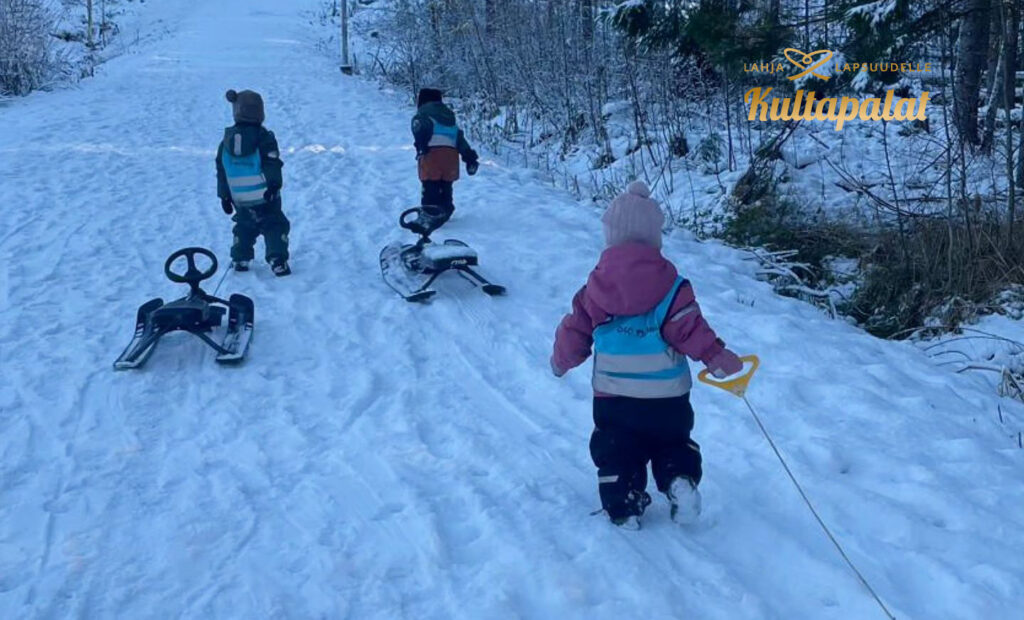 Miltä päivä Kultapalat-perhepäivähoitajana näyttää?