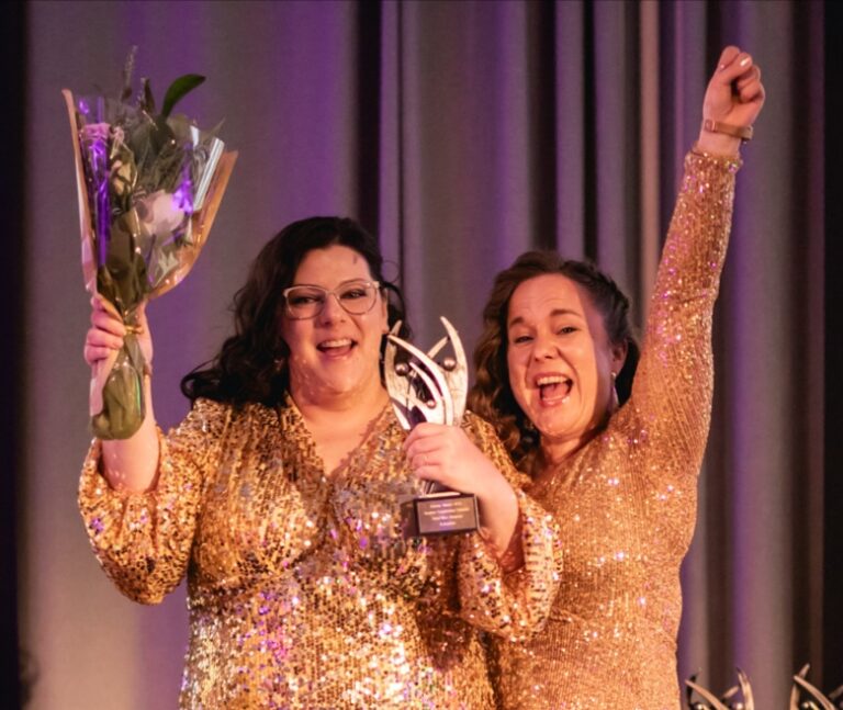 VUODEN KULTAPALAT-PERHEPÄIVÄHOITAJA ON JENNI-MARI BERGMAN